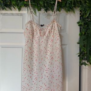 Wild fable dainty floral short dress size L (fits better M imo)